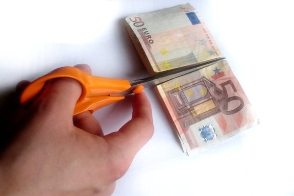 Direct debit refunds and chargebacks are different rights